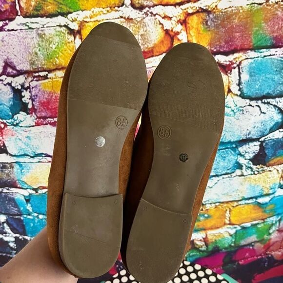 Liz Claiborne Towne Loafers Brown Perforated Upper Slip On Faux Suede 8.5 Medium - Picture 6 of 8